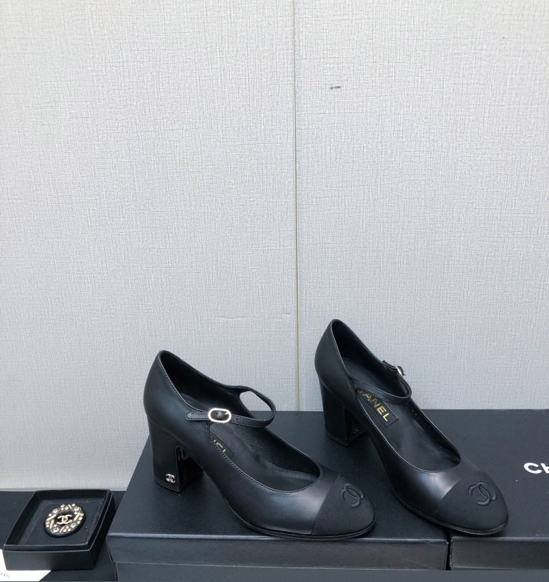 Ch*el high heels